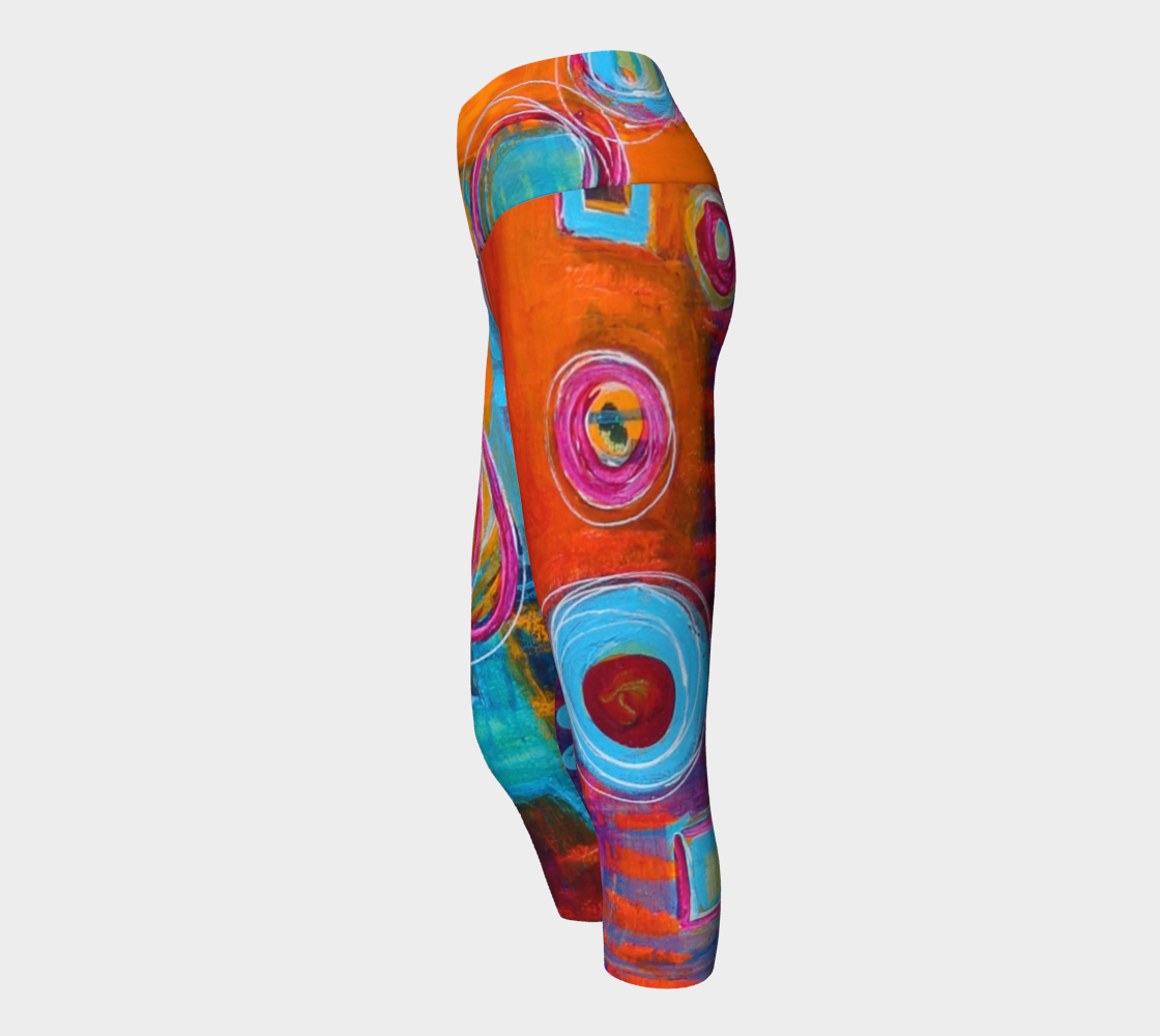 Yoga Capri - Dancing in Circles